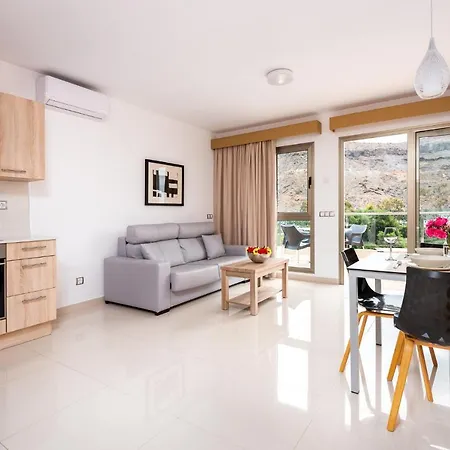 Las Palmeras Apartment